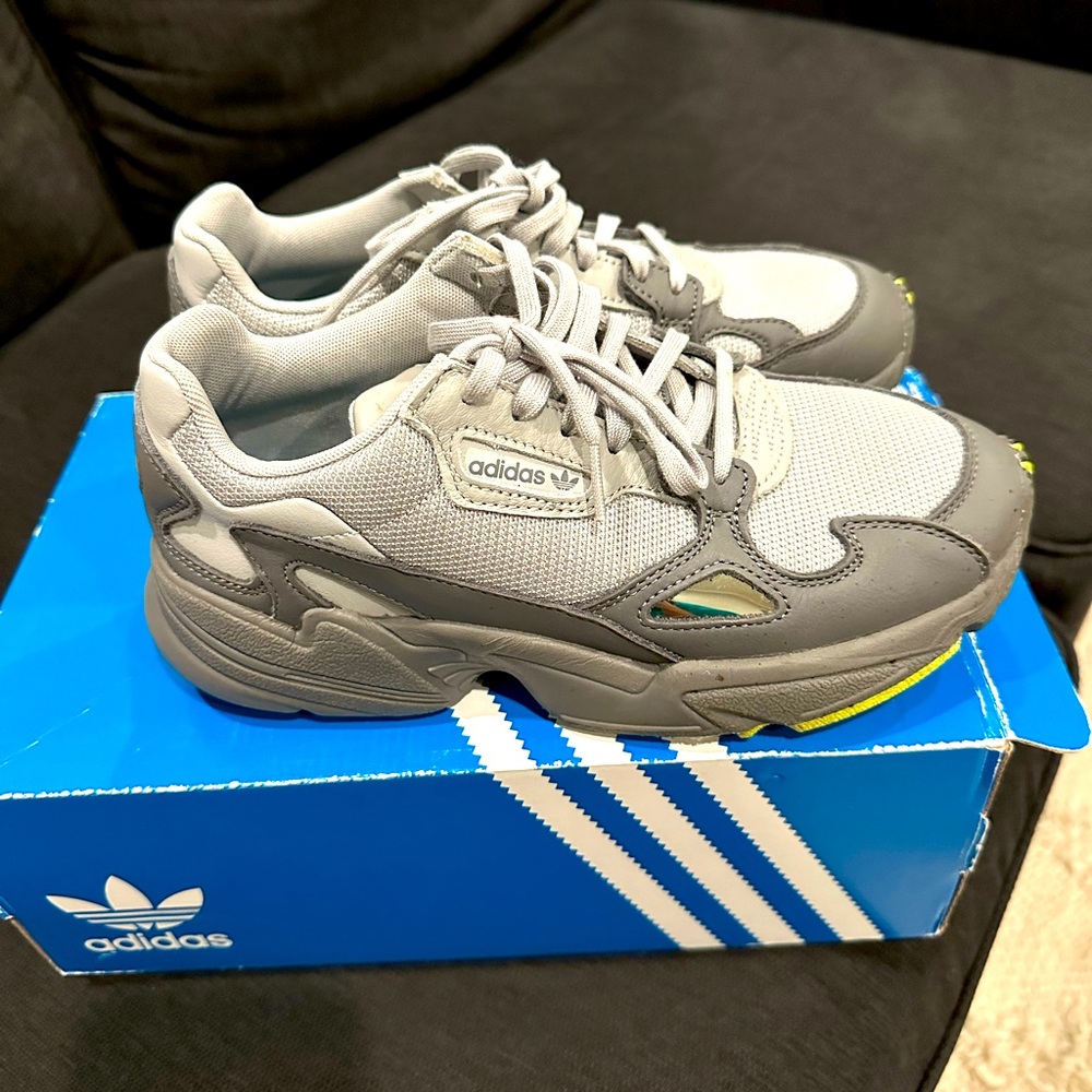 Adidas Women’s Falcon shoes size 7. Runs big